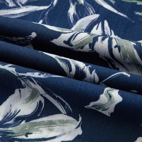 Trendy Boutique Navy and White Floral Blouse - Picture 11 of 13